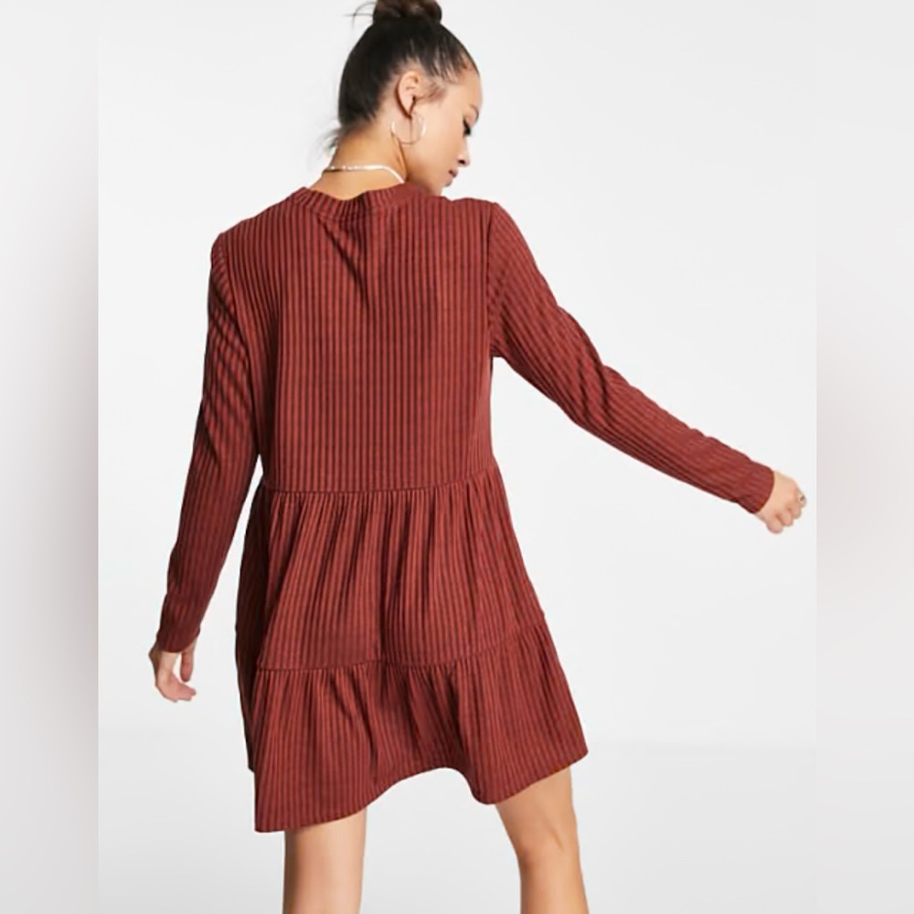 Topshop Women’s Ribbed Tiered Pull Over Long Sleeve Mini Dress in Rust Size 8